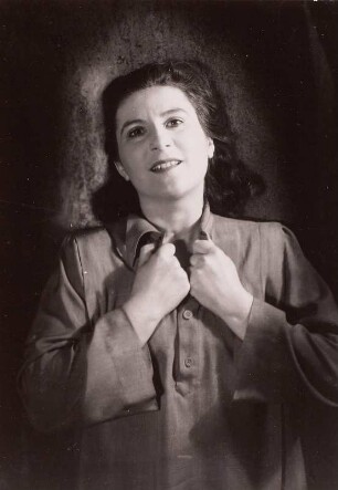Christel Goltz als Leonore in "Fidelio" von Ludwig van Beethoven. Staatsoper Dresden, Neueinstudierung 22.09.1948