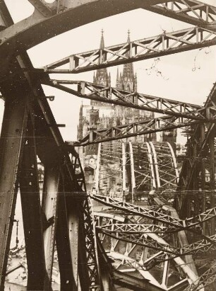 Köln, Hohenzollernbrücke