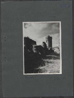 In und bei Targovistea: Targovistea, Aussichtsturm an der alten Stadtbefestigung