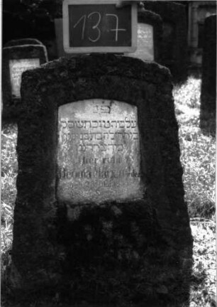 Grabstein 137