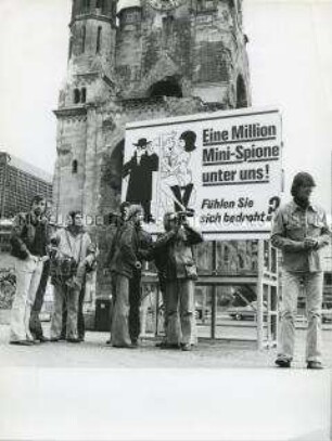 Produktion eines Berichtes in Berlin (West) über DDR-Spionage in der BRD