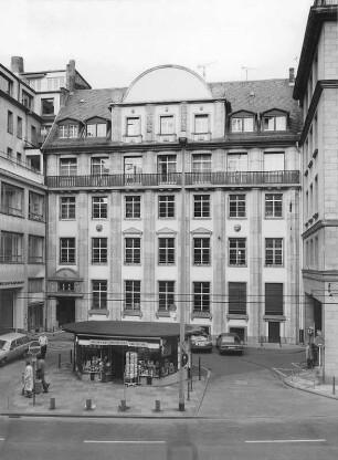 Geschäftshaus; Frankfurt, Weißfrauenstraße 10