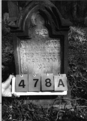 Grabstein 478 (Index: 100093143) Maße HxBxT: 74x39x25 cm Besonderheit: Kindergrab: Grabstein 478A