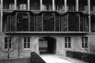 Freiburg: Evangelischer Klinikkirchenraum, Außenansicht