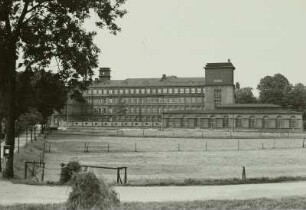 Trikotagenfabrik, Bernsorf, 1953