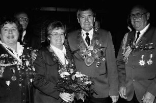 Schützenverein: Schützenkönigin Marion Löwe und Schützenkönig Heinz-Adolf Hintz