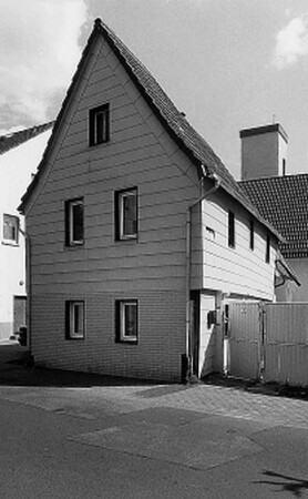 Schwalbach, Hauptstraße 1
