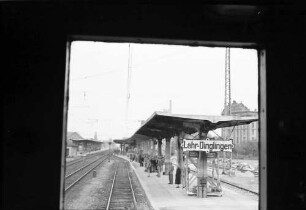 Lahr, Dinglingen: Blick aus dem Führerstand der E-Lok; Bahnhof