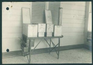 Foto eines aufgebauten Feldsterilisationsherdes mit Zubehör