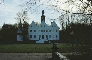 Kloster Nütschau: Frontseite