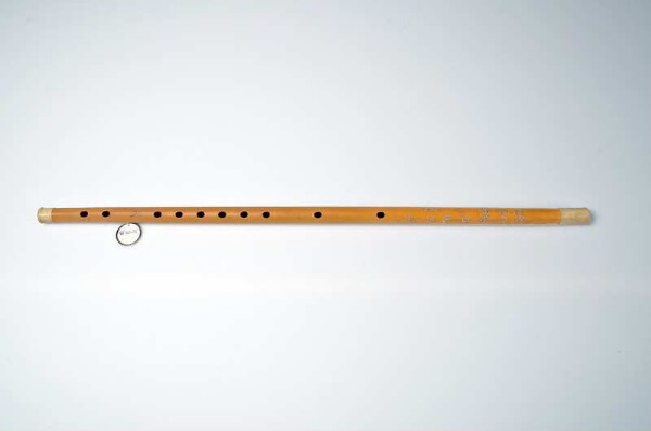 open transverse flute with finger holes