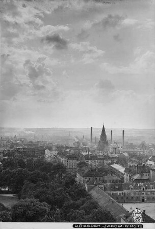 Dresden-Altstadt. Blick vom Turm des Fernheizwerkes über den Marstall nach Südwesten zur Jakobikirche