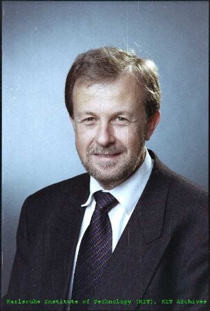 Dr.-Ing. Thomas Schulenberg (Leiter des Instituts für Kern- und Energietechnik (IKET))