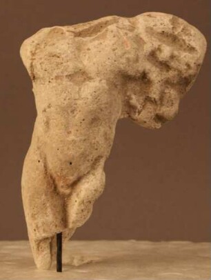 Statuette eines nackten Hermes