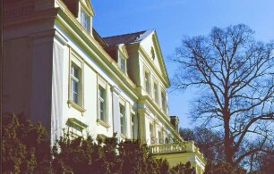 Herrenhaus Blumendorf: Gartenfront