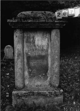 Grabstein 267 [Hahn S. 54 Grab-Nr. 438]
