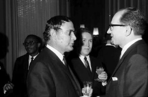 Freiburg: Colombi Hotel; Präsident ADAC Boll, Schröder, Dettinger