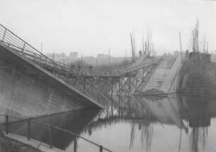 Kriegszerstörte Au-Straßenbrücke Münster
