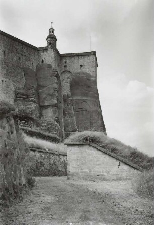 Königstein. Festung (13. Jh.). Horn mit Seigerturm (1601)