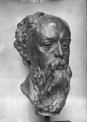 Bildnis von Paul Delavigne