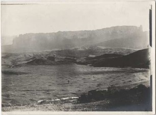 Cuquenan und Roraima vom Hügel jenseits des Flusses