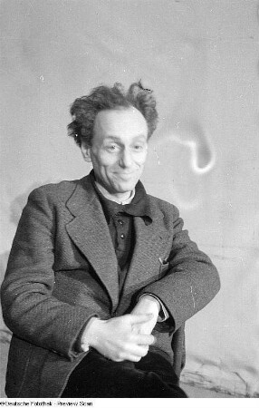 Porträtaufnahmen des Theaterregisseurs Boleslaw Barlog