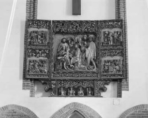 Hochaltar & Dreikönigsaltar
