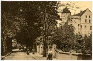 Spremberg. Muskauer Straße und Schloss