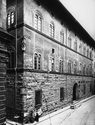 Florenz, Palazzo Pazzi (della Congiura); Maiano, Giuliano da