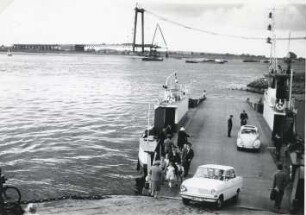 Bau der Rheinbrücke bei Emmerich