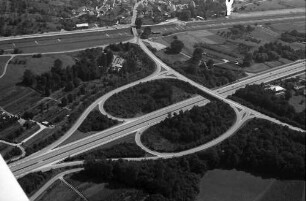 Freiburg, Lehen: Autobahnzubringerknoten und Dreisam