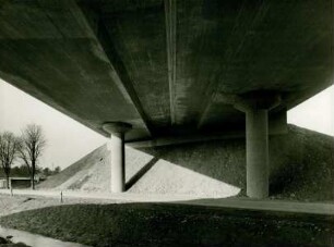 vier Autobahnbrücken aus Spannbeton, 1959