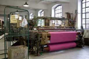 Kurbel-Buckskin-Webstuhl Modell: CFS; Webmaschine mit Rücklauf (Selbsttätige Schusssucheinrichtung bei Fadenbruch)