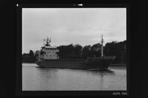 Bremer Flagge ex Schwinge (1977), Frachtschiff, J. E. Ahrens KG, Bremen, Bau-Nr. 13