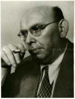 Der Komponist Hanns Eisler
