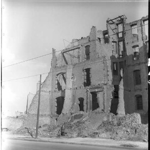 Negativ: Ruine, Nettelbeckstraße 24, 1951