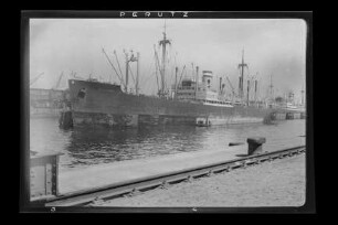 Bitterfeld (1930), Frachtschiff (reefer), Hamburg-Amerika Linie, Hamburg, Bau-Nr. 504