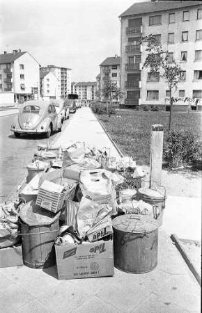 Müllabfuhr durch das Städtische Tiefbauamt.