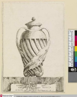 [Vase mit Blattmuster]