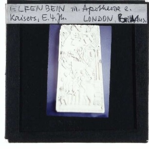 unbekannt, Elfenbeintafel mit Apotheose eines Kaisers (Gherardesca-Diptychon) (BM 1857,1013.1)