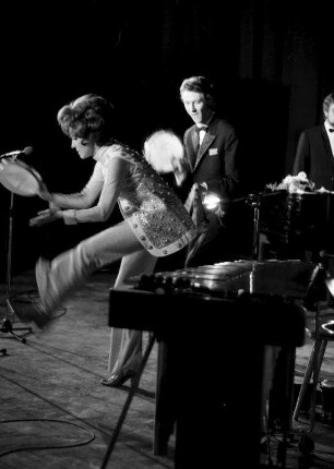 Gastspiel des Show-Stars Caterina Valente in Karlsruhe