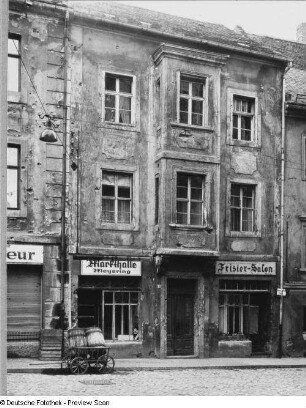Bautzen, Heringstraße 13. Wohnhaus mit Läden (um 1720). Straßenansicht