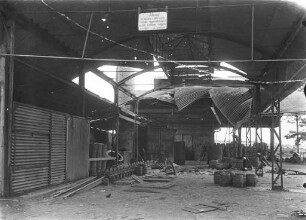 Erster Weltkrieg - Luftangriffe und Zerstörungen. "Zerstörte Lagerhalle der Brauerei Sinner, Angriff vom 11.08.1918"