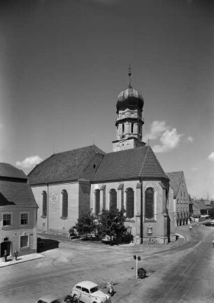 Katholische Stadtpfarrkirche Mariä Himmelfahrt