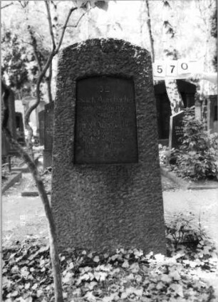 Grabstein 570