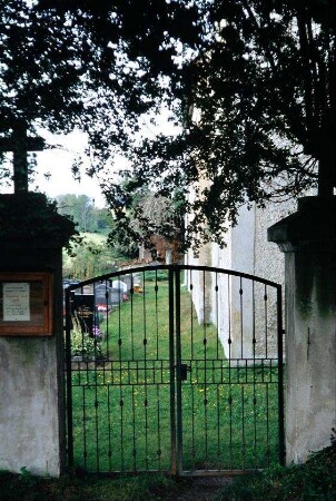 Friedhofseingangstor