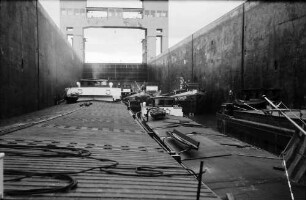Kembs: In der Schleuse