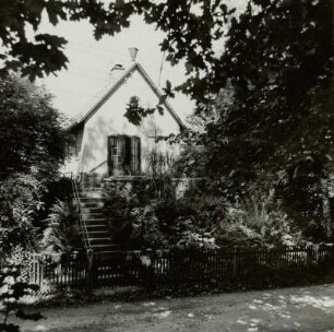 Glauchau, Gemeindehaus der Apostolischen Gemeinde, Straßenansicht