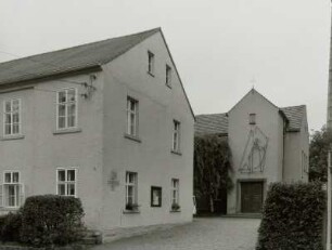 Gemeindehaus und Pfarramt der Sankt Bonifatiuskirche