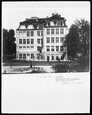 Kunstgewerbeschule